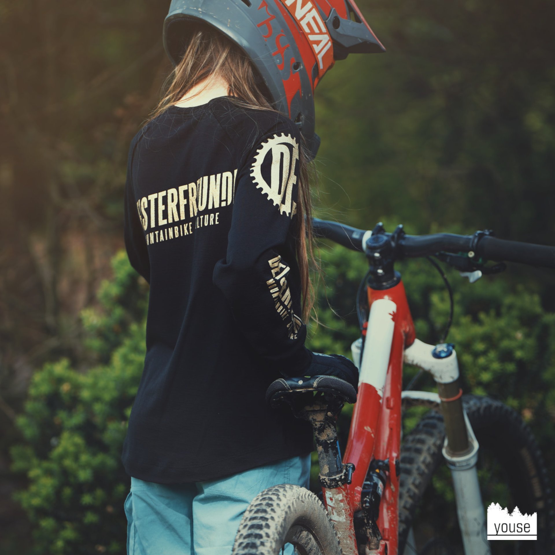 Preview: Kindertrikot Deisterfreunde langarm schwarz/gold